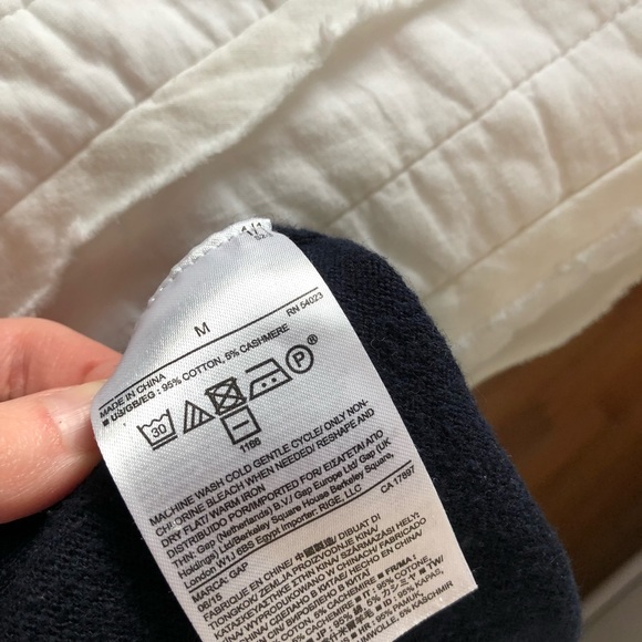 GAP Navy Blue Cotton + Cashmere Sweater - Picture 8 of 8